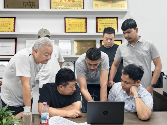 设备验收:印度客户来厂核查妖精视频一区二区三区机质量